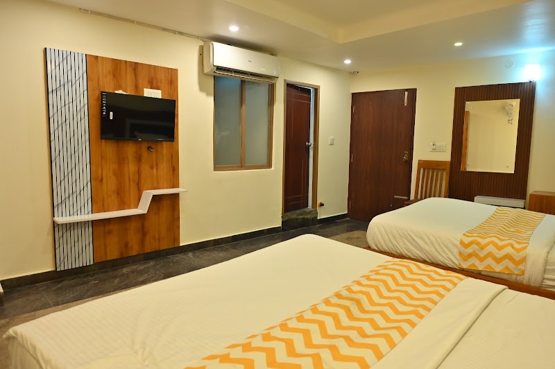 Mysore Heritage Inn Bamboo Bajar - Mysore Heritage Inn Bamboo Bajar No. 3615/A, M-29/A,, Tilak Nagar 1st Main Road, Situated at, Sayyaji Rao Rd, Mandi Mohalla, Mysuru, Karnataka 570001, India