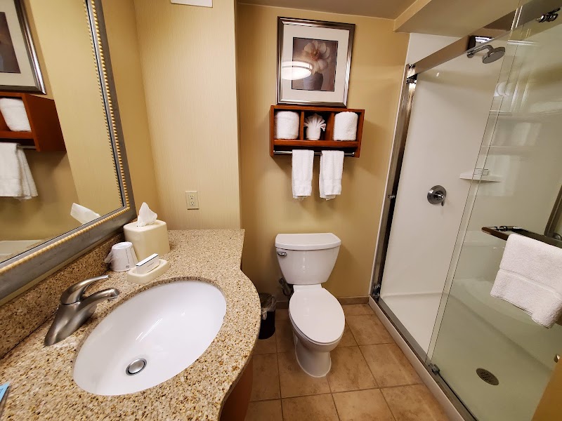 Hampton Inn New York - LaGuardia Airport - Hampton Inn New York - LaGuardia Airport 102-40 Ditmars Blvd, East Elmhurst, NY 11369, USA