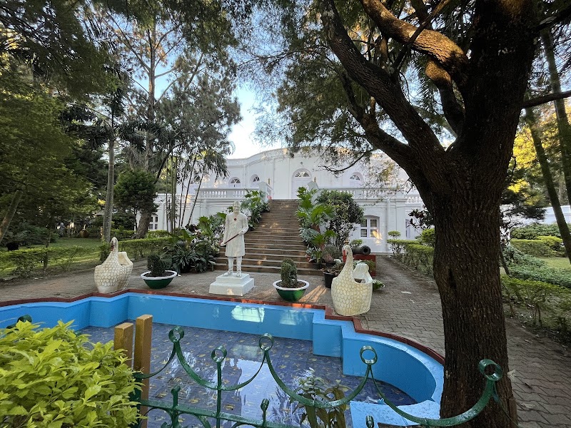 Hotel Mayura Pinetop - Nandi Betta - Hotel Mayura Pinetop - Nandi Betta Nandi Hills, Karnataka 562103, India