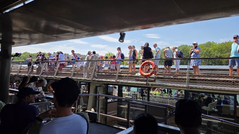 Bateaux Parisiens - Bateaux Parisiens, Port de la Bourdonnais, 75007 Paris, France