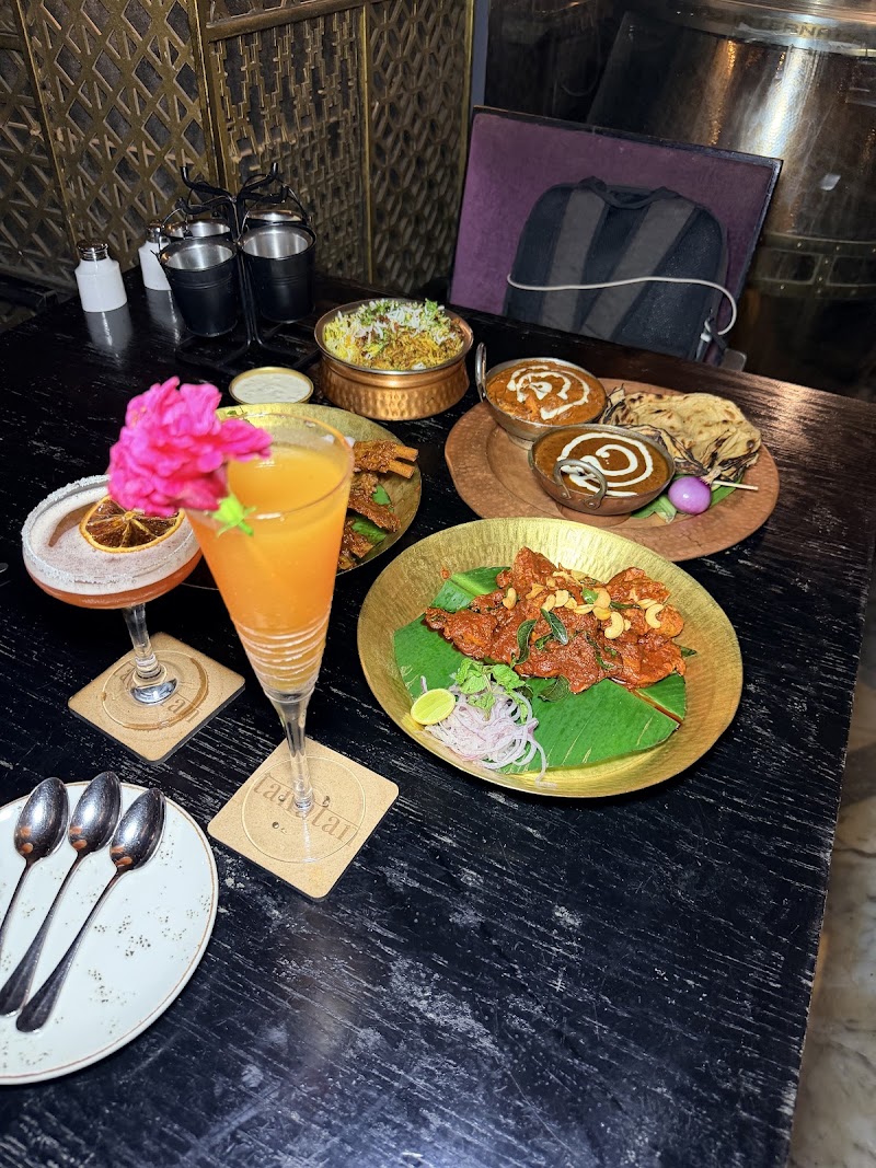 Tanatan Juhu - Kitchen & Bar - Tanatan Juhu - Kitchen & Bar 462, AB Nair Rd, opposite Novotel, Juhu, Mumbai, Maharashtra 400049, India