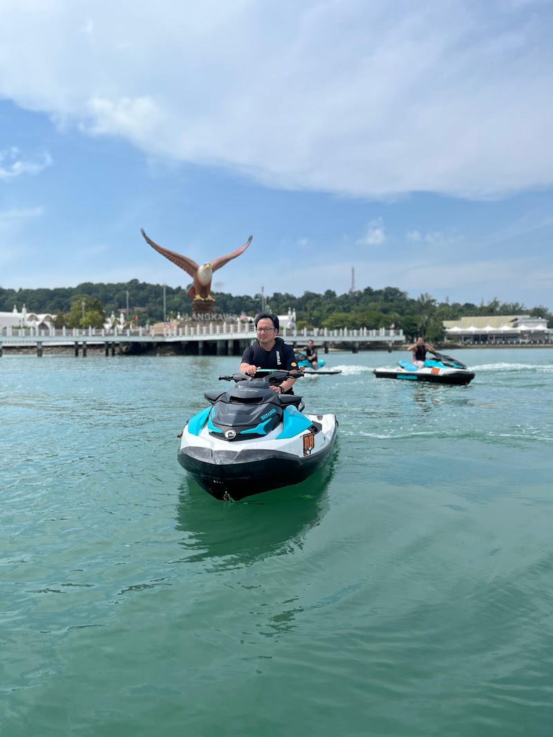 DH Watersports & Resources - DH Watersports & Resources, Jalan Pantai Cenang, 07000 Langkawi, Kedah, Malaysia