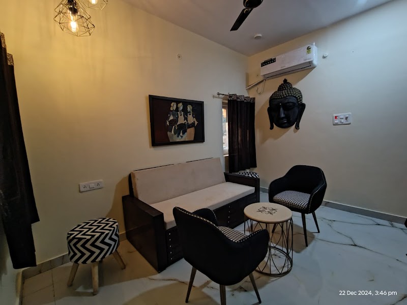 Central & Cozy First Floor Retreat - Central & Cozy First Floor Retreat Shakumbari Crossing, Anandbagh, Bhelupur, Varanasi, Uttar Pradesh 221007, India