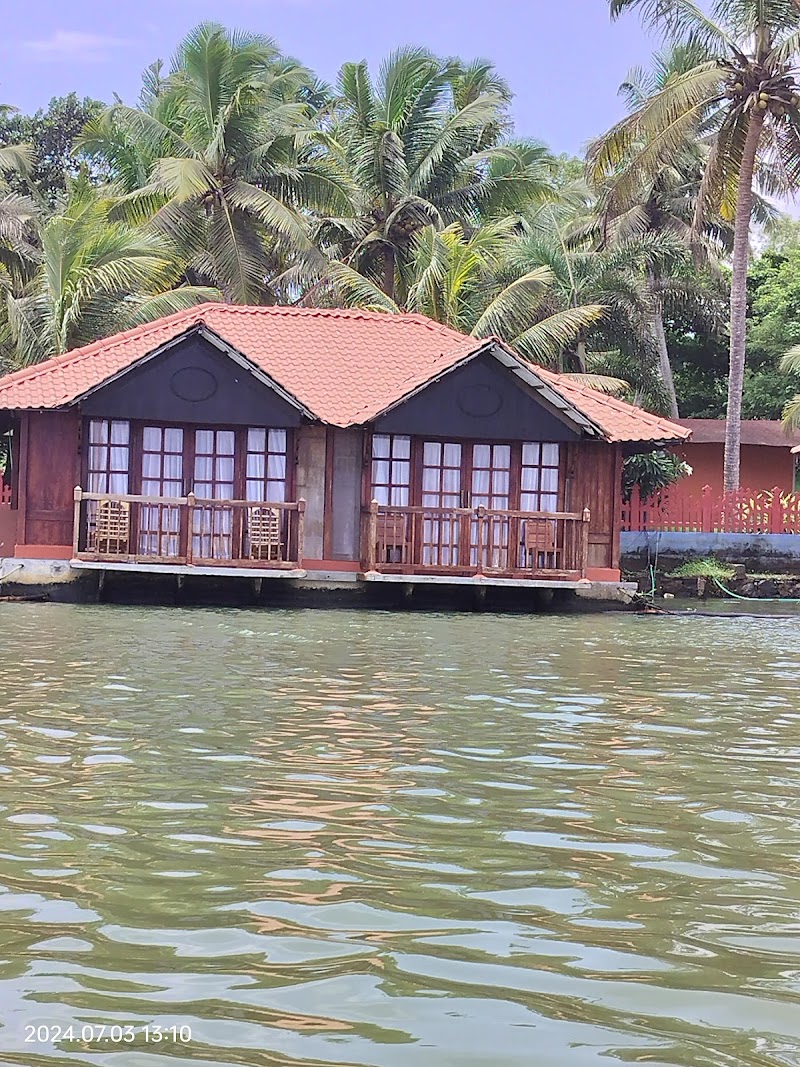 Kovalam Houseboat Tours - Poovar Backwater Boat Trips - Kovalam Houseboat Tours - Poovar Backwater Boat Trips Light House Rd, Light House Beach, Kovalam, Kerala 695521, India