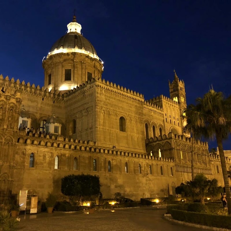 Palermo Cathedral - Palermo Cathedral, Via Vittorio Emanuele, 490, 90134 Palermo PA, Italy