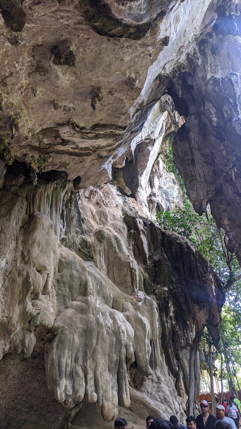 Railay West Beach - Railay West Beach 2R7P+7RP, Ao Nang, Mueang Krabi District, Krabi 81000, Thailand