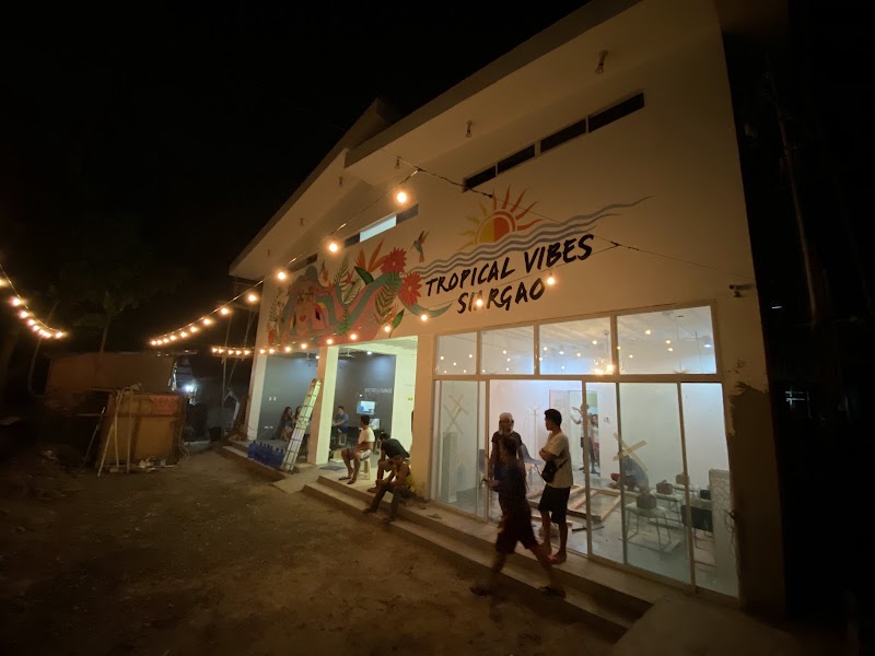 Tropical Vibes Inn - Tropical Vibes Inn Q5J2+MWR, san sebastian St, General Luna, Surigao del Norte, Philippines