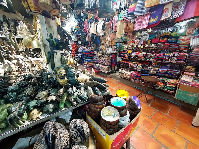Toul Tompong Market (Russian Market) - Toul Tompong Market (Russian Market), St. 163, Corner of, St 440, Phnom Penh 12310, Cambodia