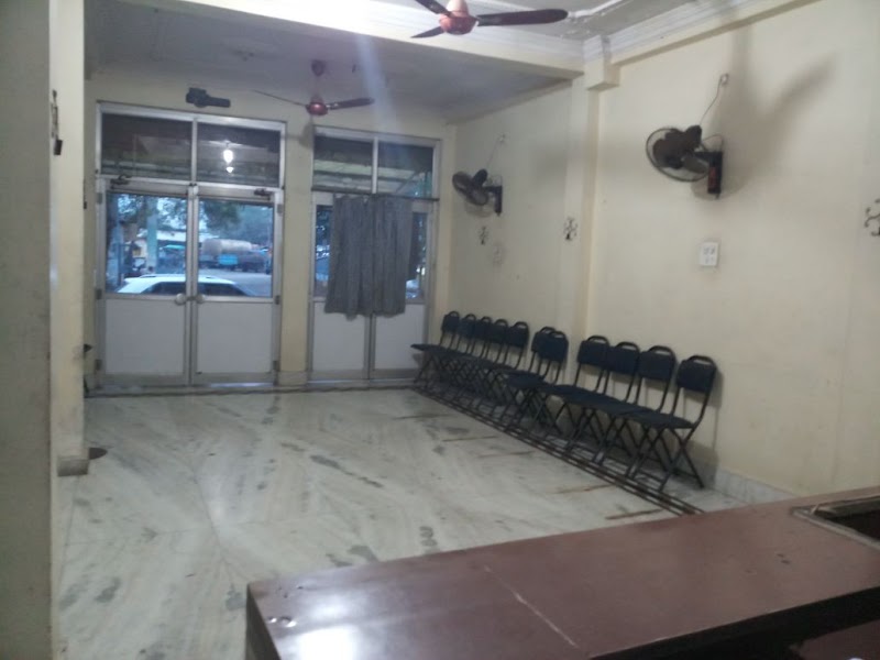 Hotel Shri Gurukripa - Hotel Shri Gurukripa SH 14, Pushp Vihar Colony, Shah Colony, Bina Railway Colony, Bina, Madhya Pradesh 470113, India