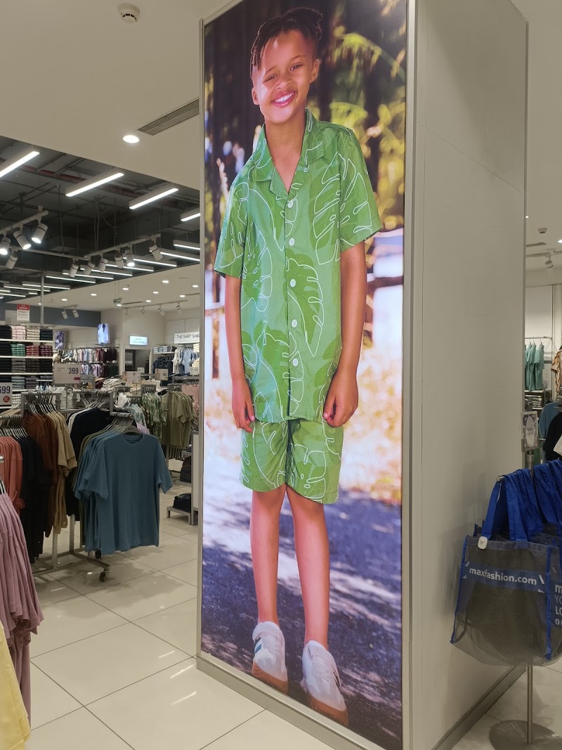 Max - Max Plot No 6, LGF, Vegas Mall, Pocket 1, Sector 14 Dwarka, Dwarka, New Delhi, Delhi, 110078, India