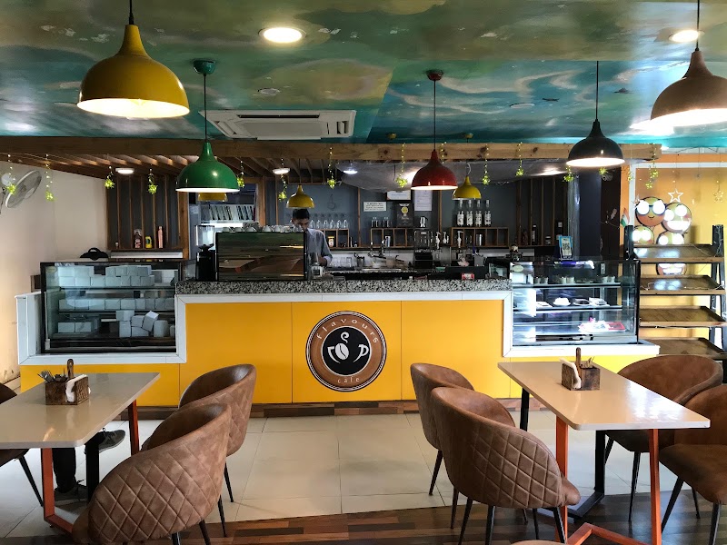 Flavours Cafe & Bakery - Flavours Cafe & Bakery, Swastik Plaza, near ravidas gate, Lanka, Varanasi, Uttar Pradesh 221005, India