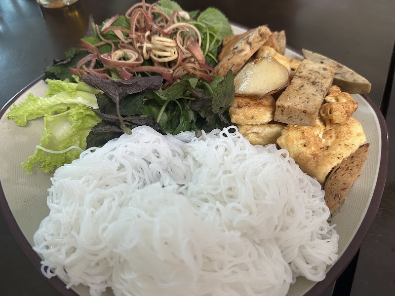Quán Quê | VEGAN FOOD· VIETNAMESE HOME FOOD · DRINKS - Quán Quê | VEGAN FOOD· VIETNAMESE HOME FOOD · DRINKS 25, Number 25 P. Hàng Vôi, Street, Hoàn Kiếm, Hà Nội, Vietnam