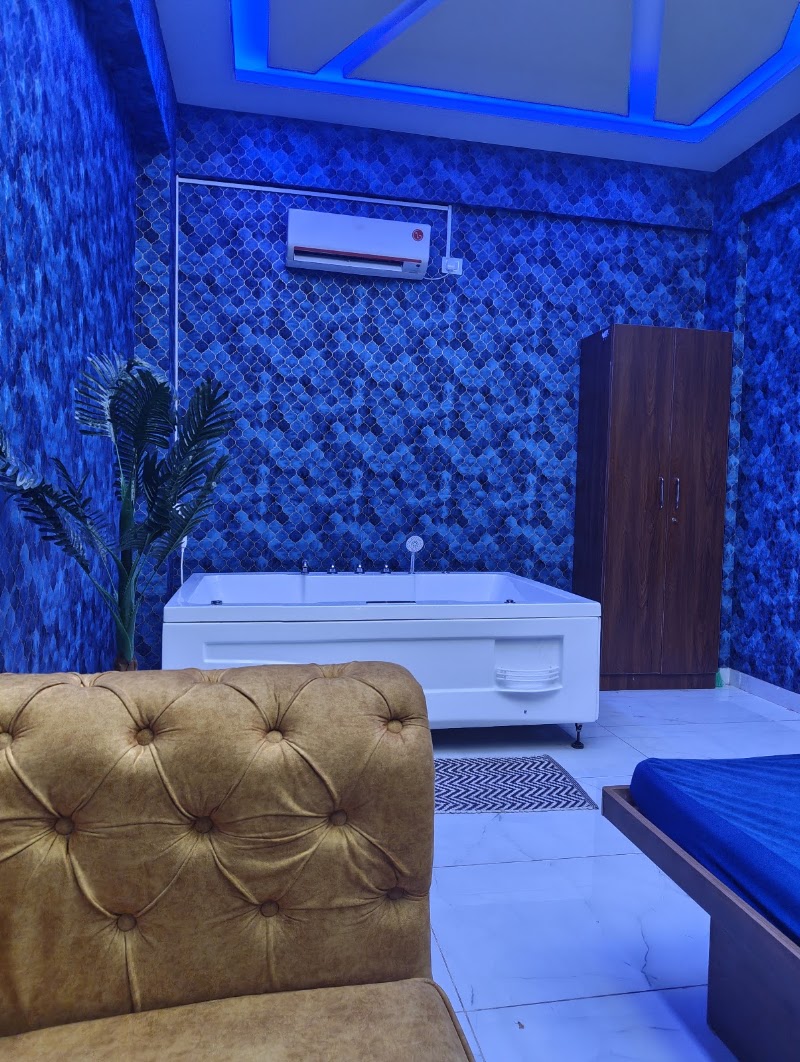 Adhira Wellness Spa | Best Spa in Choodasandra | Luxury Spa - Adhira Wellness Spa | Best Spa in Choodasandra | Luxury Spa, 65/2, S Madhan Building, 1st Floor, Western Pride Hotel, Amrutha College Road Amrita Nagar,Choodasandra Circle, Post, Choodasandra, Huskur, Bengaluru, Karnataka 560035, India
