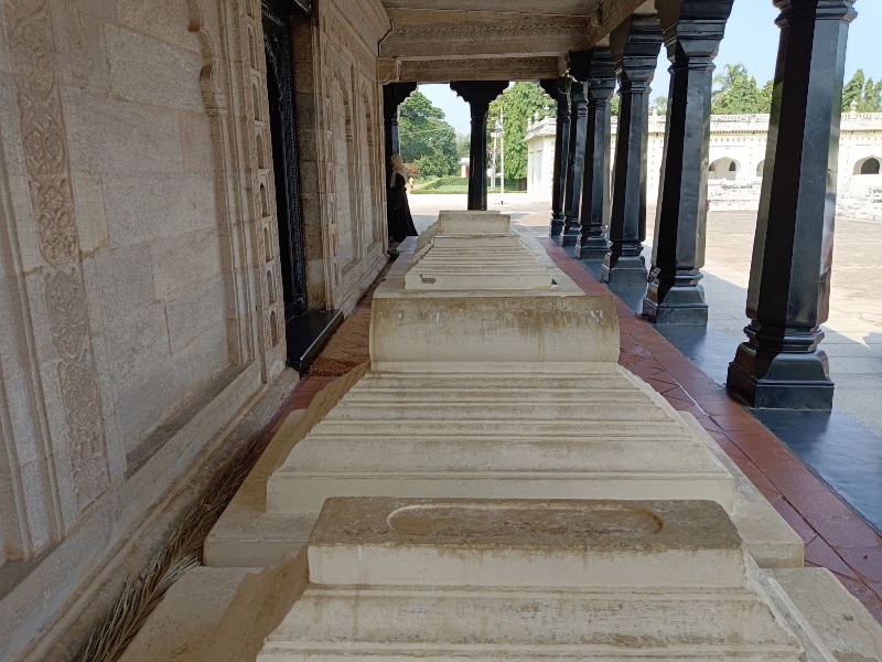 The Hazrat Tipu Sultan's (R.A.) Tomb - The Hazrat Tipu Sultan's (R.A.) Tomb, Gumbaz,, CP67+2HG, Ganjam, Srirangapatna, Karnataka 571477, India