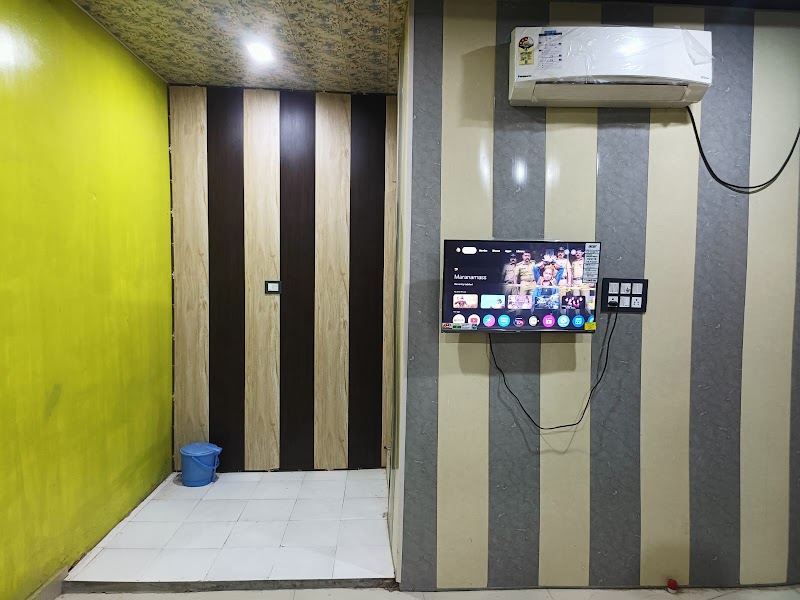 Ayodhya Palace Hotel and Restaurant - Ayodhya Palace Hotel and Restaurant, Q57R+4FF, Ashapur Village, Darshan Nagar, Sanethu, Deokaali, Uttar Pradesh 224135, India