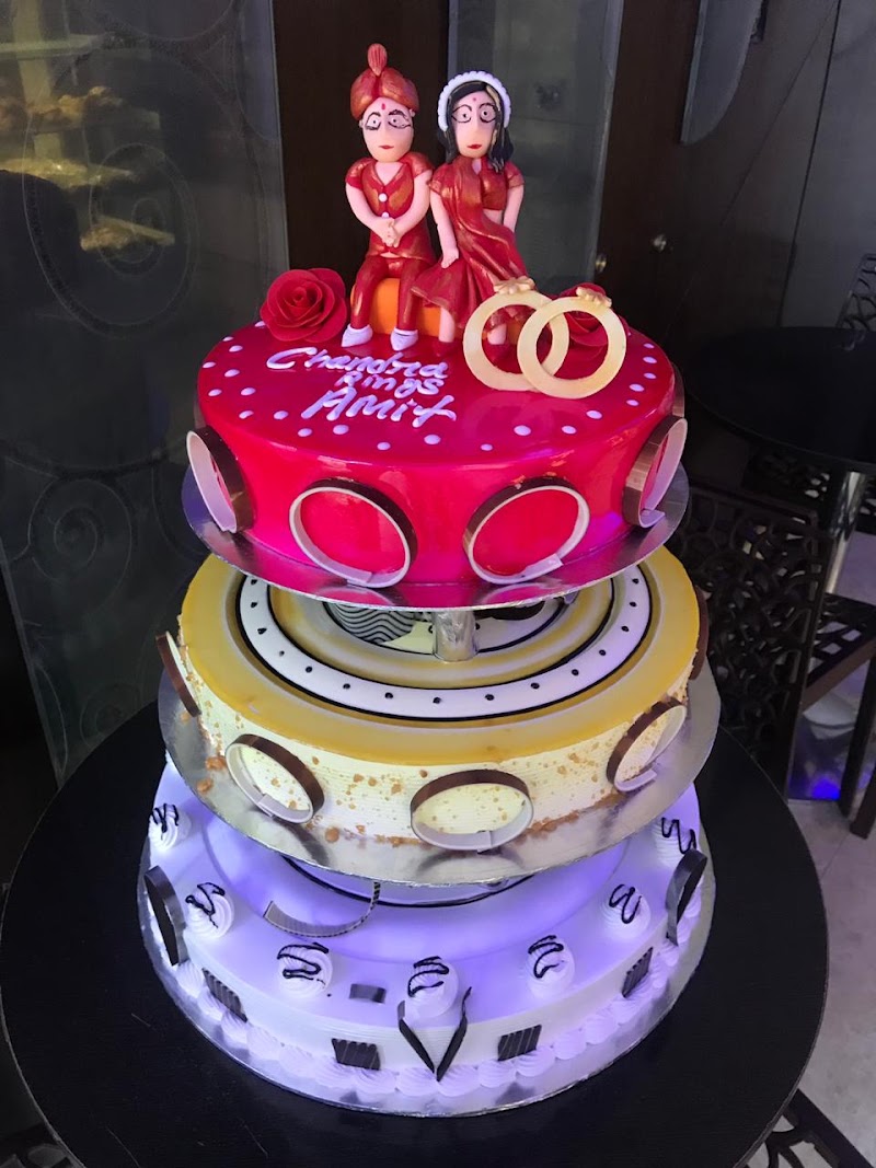 Garib Bakery - Garib Bakery Agarwal Chat Corner Road, IInd B Road, 72H5+JCQ, Gandhi Maidan, Sardarpura, Jodhpur, Rajasthan 342003, India