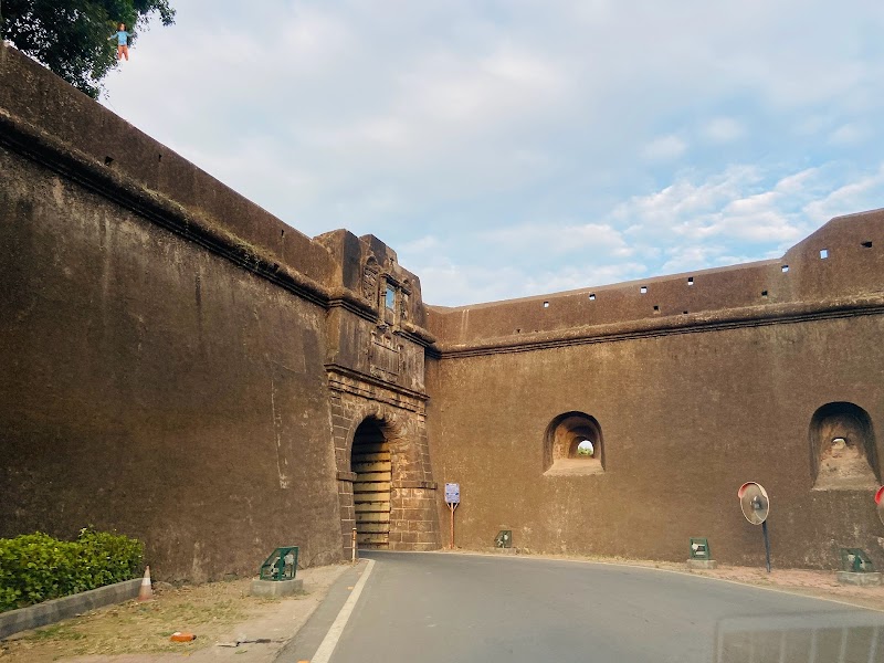 Moti Daman Fort - Moti Daman Fort Moti Daman Fort, Fort Area, Moti Daman, Daman, Dadra and Nagar Haveli and Daman and Diu 396220, India