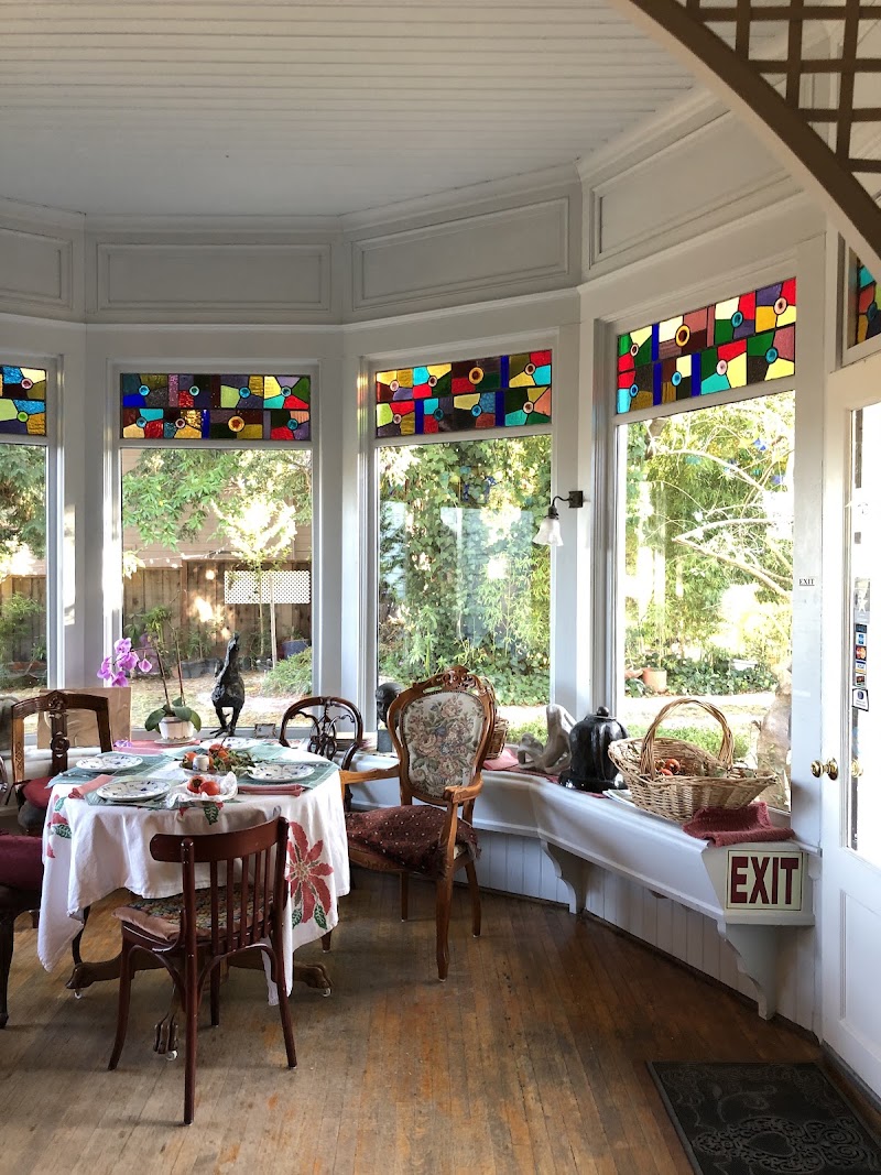 Cliff Crest Bed and Breakfast - Cliff Crest Bed and Breakfast 407 Cliff St, Santa Cruz, CA 95060, USA