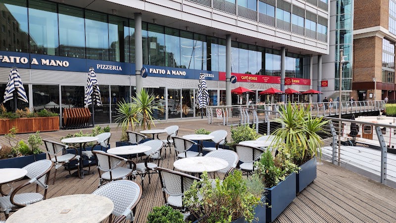 Café Rouge - St Katharine Docks - Café Rouge - St Katharine Docks, Tower Bridge House, 4 St Katharine's Way, London E1W 1BA, UK