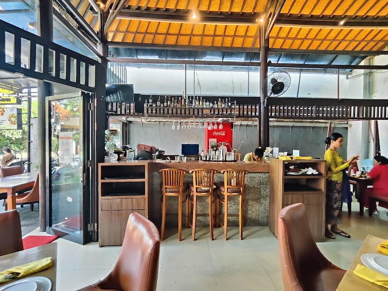 Queen's of India - Queen's of India, Jl. Suweta, Ubud, Kecamatan Ubud, Kabupaten Gianyar, Bali 80571, Indonesia
