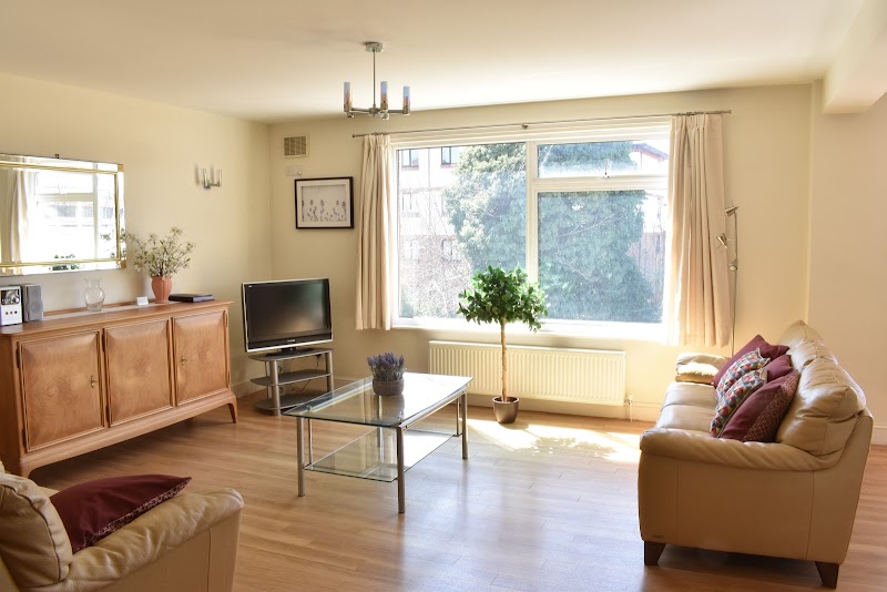 larkfield apartments - larkfield apartments 19 Larkfield Rd, Richmond TW9 2PG, UK