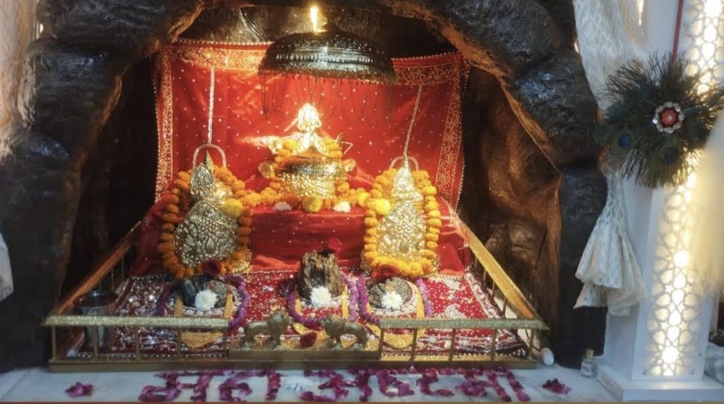 Chintpurni mata mandir - Chintpurni mata mandir R453+F54, Moien, Sahnewal, Chintpurni, Punjab 141120, India