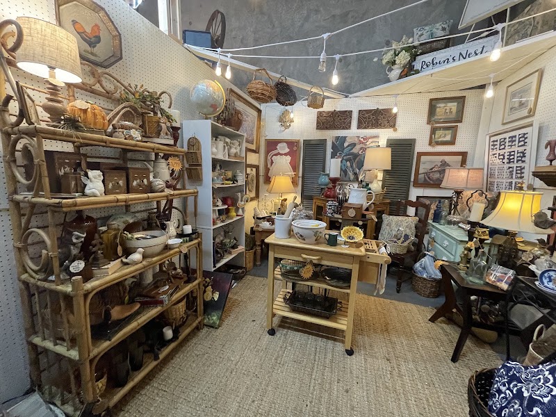River City Antique Mall - River City Antique Mall, 876 Spider Webb Dr, Rome, GA 30161, USA