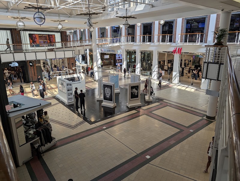 Victoria Wharf Shopping Centre - Victoria Wharf Shopping Centre, Waterway House, 3 Dock Rd, Victoria & Alfred Waterfront, Cape Town, 8001, South Africa