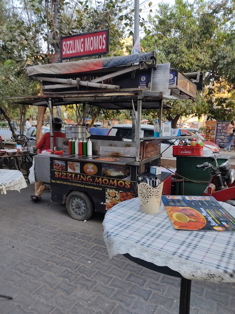 Sector 4 Market - Sector 4 Market, సెంట్రల్ రోడ్డు, Pocket 1, Sector 4, Dwarka, Delhi, 110078, India