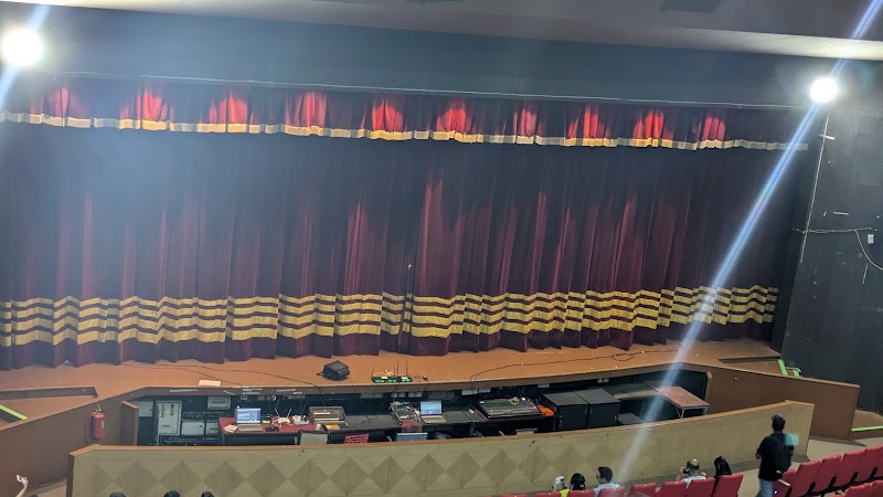 PRABHODHANKAR THAKREY NATYAMANDIR - PRABHODHANKAR THAKREY NATYAMANDIR Prabodhankar Thackeray Natya Mandir Parking, premises, Sodawala Ln, Krishna Nagar, Shanti Nagar, Borivali West, Mumbai, Maharashtra 400092, India
