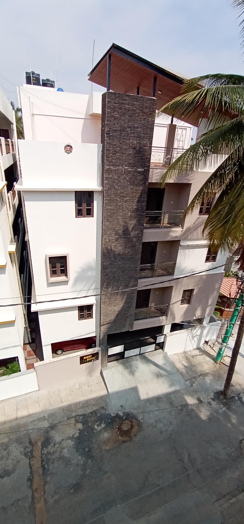 Cozy caves - Cozy caves, 2HMJ+34W, AECS Layout 1st Stage, Sanjayanagara, Bengaluru, Karnataka 560094, India
