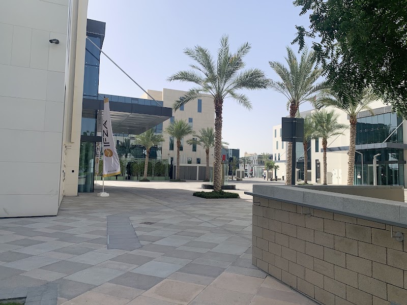 DSO HQ public parking - DSO HQ public parking 49FJ+PGQ - Nadd Hessa - Dubai Silicon Oasis - Dubai - United Arab Emirates