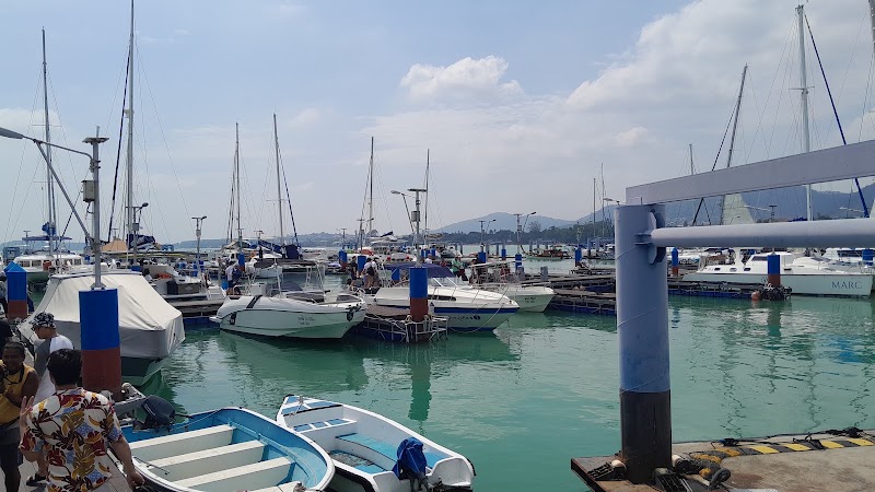 Chalong Bay Pier - Chalong Bay Pier, Thailand, Chang Wat Phuket, Amphoe Mueang Phuket, Tambon Chalong, Unnamed Road