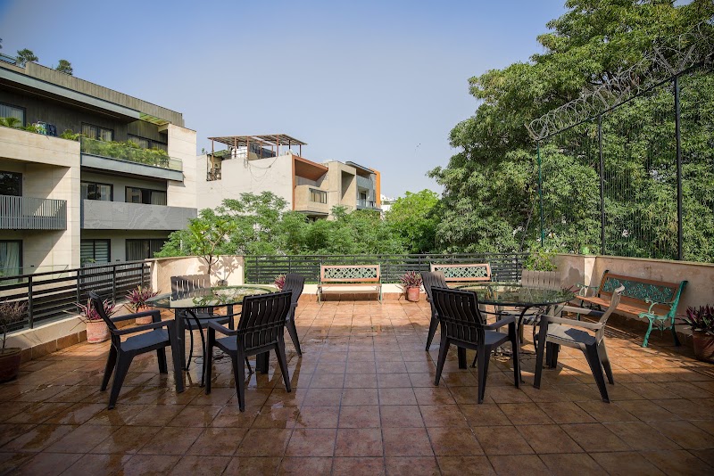 BedChambers Serviced Apartments Sushant Lok - BedChambers Serviced Apartments Sushant Lok B-743, HUDA City Center, Sushant Lok Phase I, Sector 26A, Gurugram, Haryana 122009, India