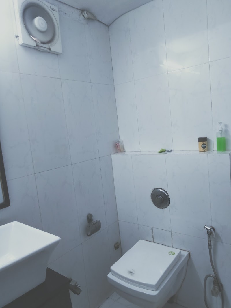 Hotel Swiss International by Swati - Hotel Swiss International by Swati Gate No 1, 15, opp. JP Sidhartha, Block 13, East Patel Nagar, Patel Nagar, New Delhi, Delhi 110008, India