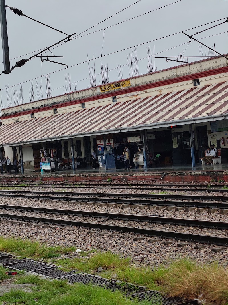 Najibabad Junction - Najibabad Junction, 05, Junction, Shakoor Nagar, Najibabad, Harsuwara Ahatmali, Uttar Pradesh 246763, India