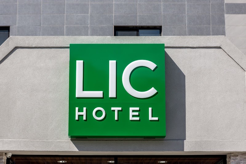 LIC Hotel - LIC Hotel 44-04 21st St, Long Island City, NY 11101, USA