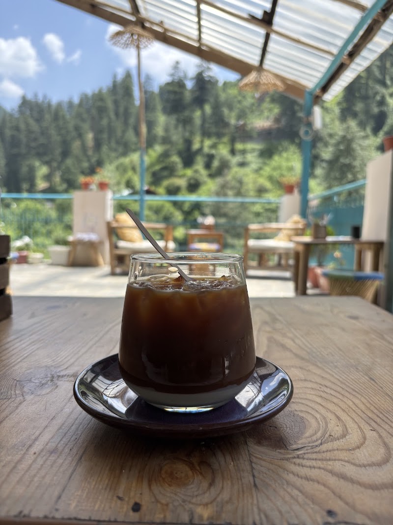 cafe bleeblu - cafe bleeblu Cafe bleeblu, Jalori Road, upper, Tehsil, Jibhi, Banjar, Himachal Pradesh 175123, India