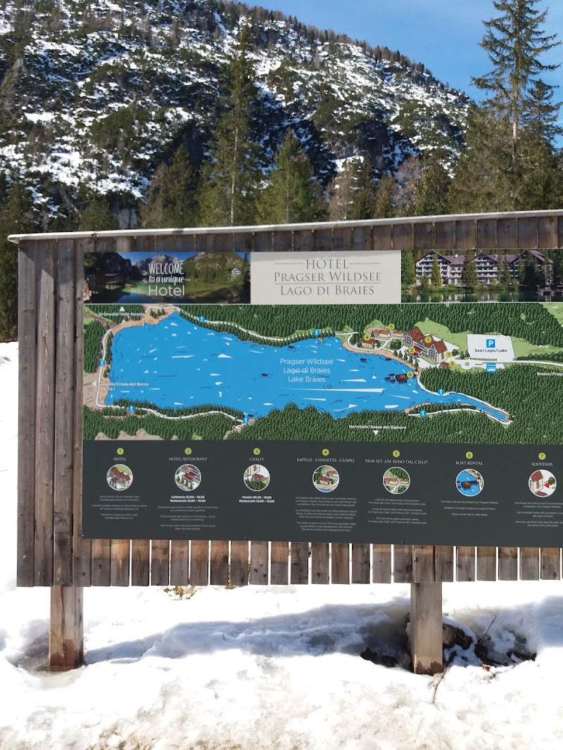Parking P4 Pragser Wildsee - Parking P4 Pragser Wildsee, St.Veit, 27, 39030 Braies BZ, Italy
