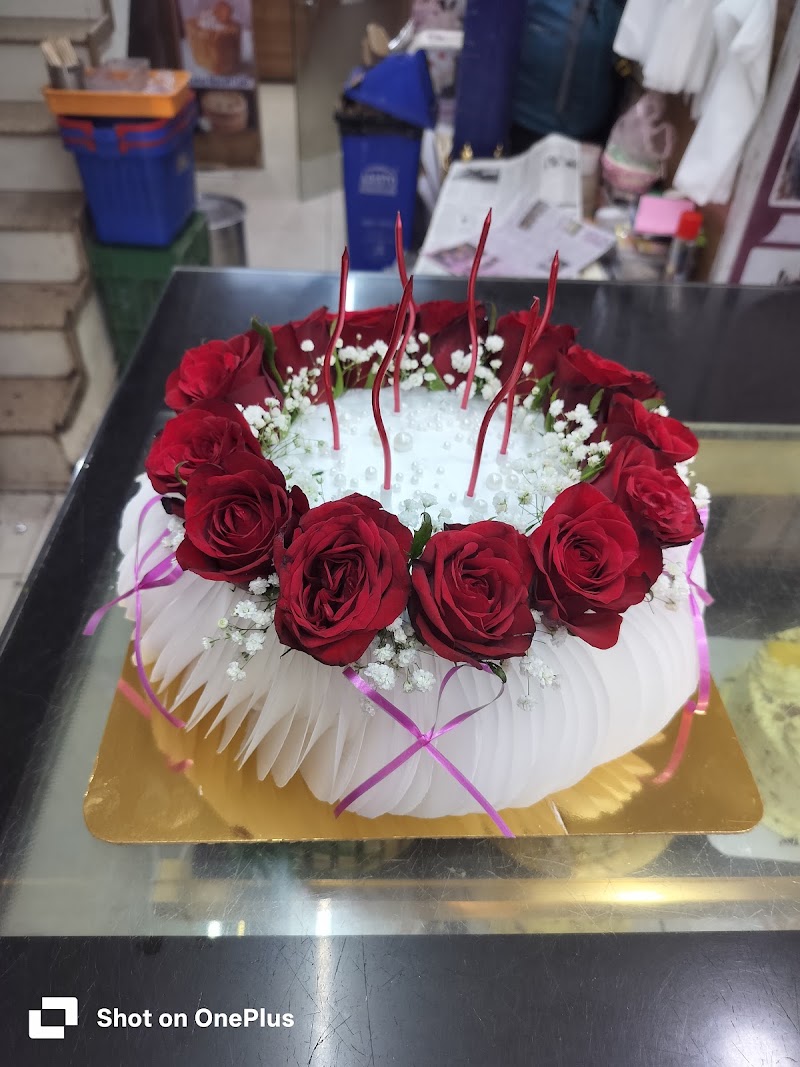 ROSE CORNER BAKERY - ROSE CORNER BAKERY, Manav Mandir Rd, Jai Stambh Chowk, Rajnandgaon, Chhattisgarh 491441, India