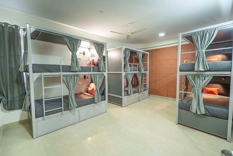 Loop Hostels - Silkboard - Loop Hostels - Silkboard 37/26, NGR Layout, Roopena Agrahara, Bommanahalli, Bengaluru, Karnataka 560068, India