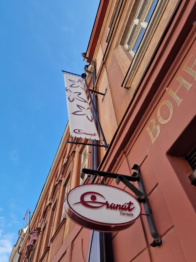 Granat RETAIL OUTLETS - Granat RETAIL OUTLETS, Dlouhá 928/1, Staré Město, 110 00 Praha-Praha 1, Czechia