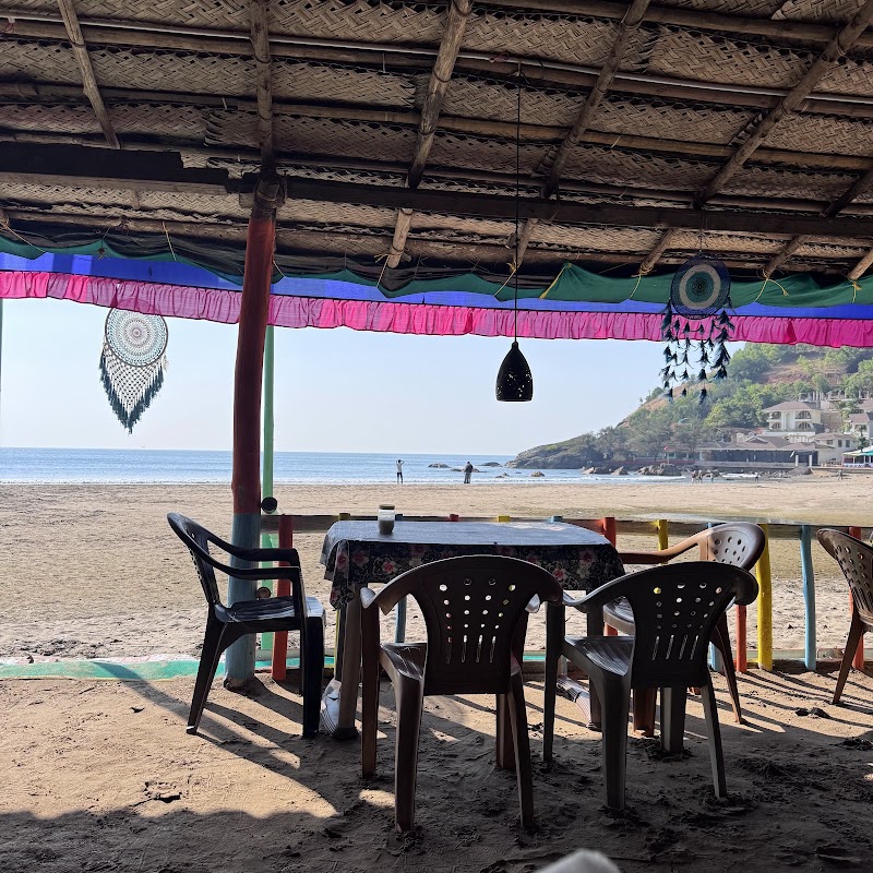 Dolphin Bay Cafe - Dolphin Bay Cafe G89C+MV4, Om Beach Rd, Gokarna, Karnataka 581326, India