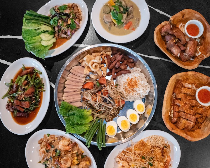 Ying's Thai Cuisine - Ying's Thai Cuisine, 1440 Kapiolani Blvd Ste 102, Honolulu, HI 96814, USA