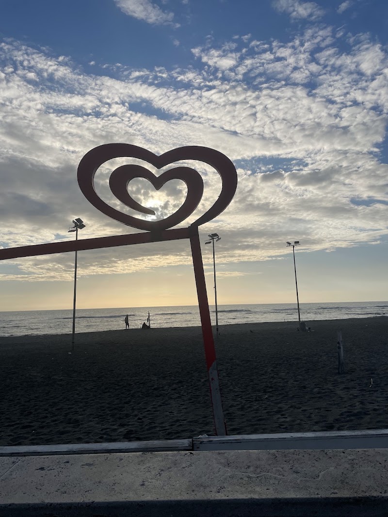 Pontile di Ostia - Pontile di Ostia, Piazza dei Ravennati, Lido di Ostia RM, Italy
