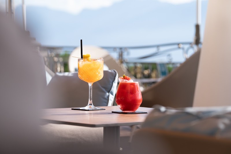 45 Bar - 45 Bar Av. des Alpes 45, 1820 Montreux, Switzerland