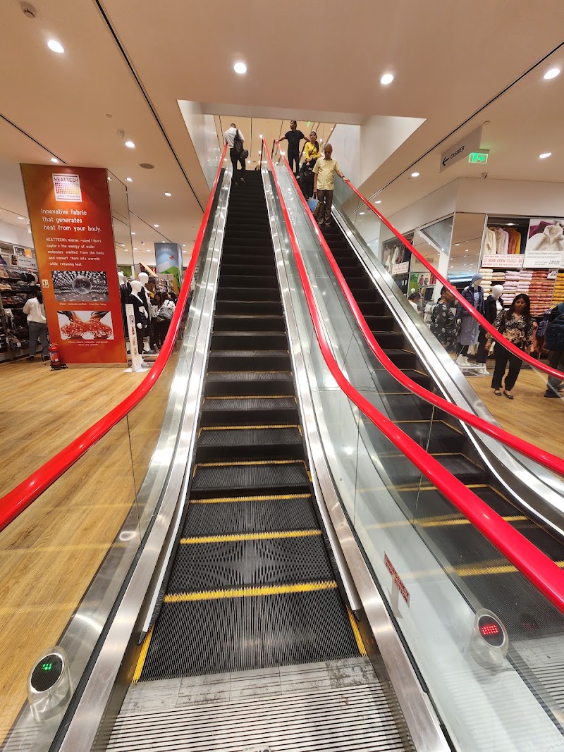 UNIQLO Nexus Elante Mall, Chandigarh - UNIQLO Nexus Elante Mall, Chandigarh, GF No 19,20,21,21A,21B,51,51A and FF No 149,150,150A, Elante Mall, Plot No 178-178A, Industrial Area Phase I, Chandigarh, 160002, India