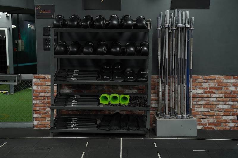 Cult Andheri East, Mumbai | Best Fitness Center in Andheri East, Mumbai - Cult Andheri East, Mumbai | Best Fitness Center in Andheri East, Mumbai, 3rd Floor, B Wing, PINNACLE BUSINESS PARK, T-11/12, Mahakali Caves Rd, Gundavali, Andheri E, Mumbai, Maharashtra 400093, India