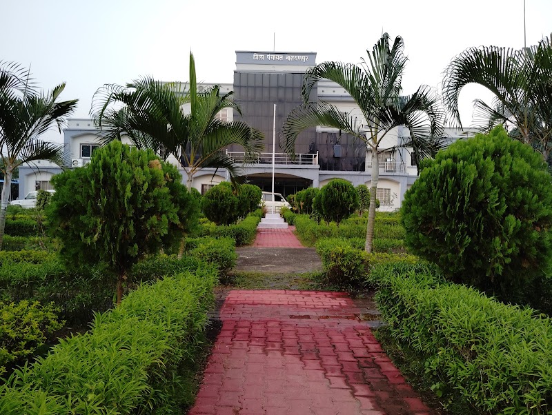 Office Of Superintendent Of Police, Narayanpur - Office Of Superintendent Of Police, Narayanpur, P6GJ+5G6, Collectorate Rd, Narayanpur, Chhattisgarh 494661, India