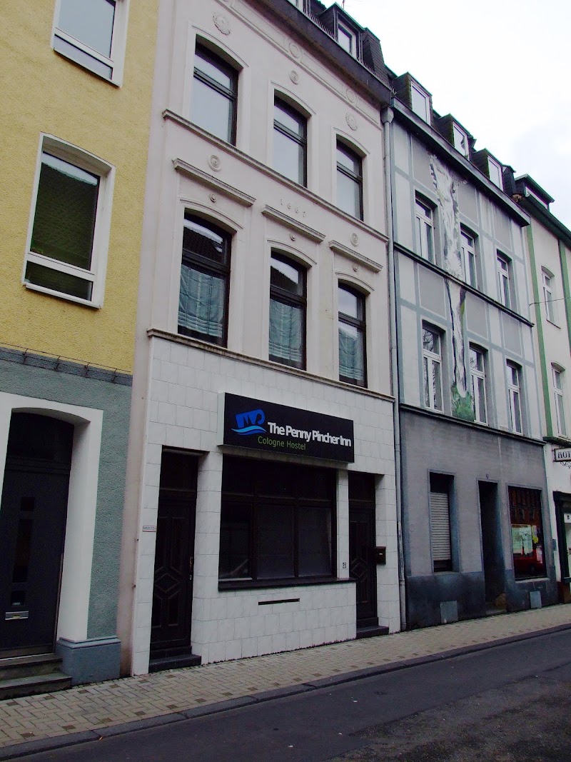Penny Pincher Inn - Cologne Hostel